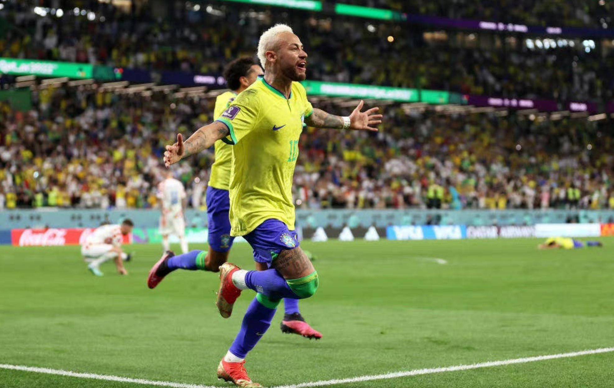 更像长期自 更像长期自